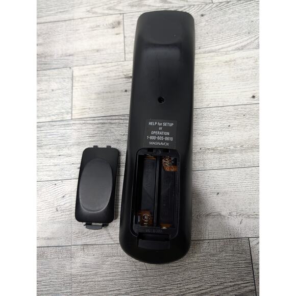 Magnavox MDR535H/F7 HDD & DVD Recorder w/ Remote & Manual & 500GB HDD - Picture 7 of 7